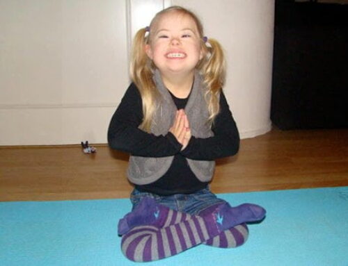 ¿Cómo Puede Ayudar el Yoga a Personas con Discapacidad Intelectual?